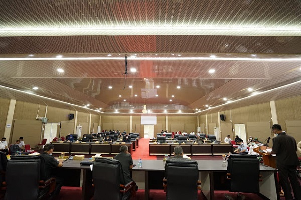 DPRD Kepulauan Meranti Sahkan Perubahan Tata Tertib   